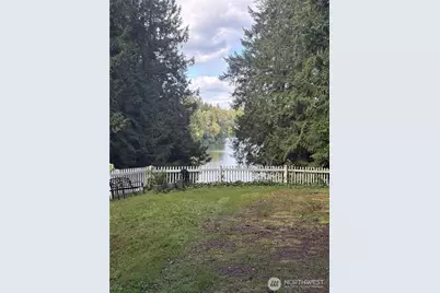 21950 Beachside Drive SE, Yelm, WA 98597 - Photo 4
