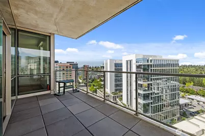 10610 NE 9th Place #2307, Bellevue, WA 98004 - Photo 18