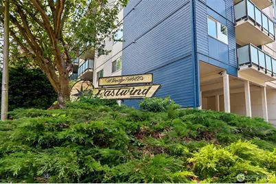 3711 26th Place W #306, Seattle, WA 98199 - Photo 2