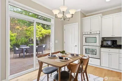 24923 NE 3rd Place, Sammamish, WA 98074 - Photo 10