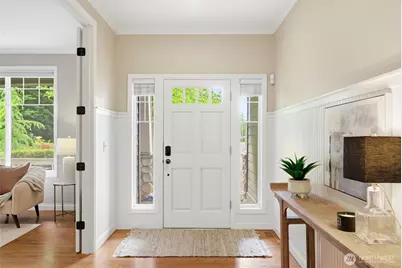 24923 NE 3rd Place, Sammamish, WA 98074 - Photo 2
