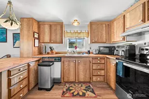 380 E Pole Rd, Lynden, WA 98264 - Photo 10