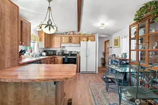 380 E Pole Rd, Lynden, WA 98264 - Photo 8