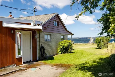 301 Snakelum Point Road, Coupeville, WA 98239 - Photo 34