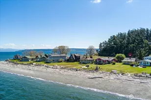 301 Snakelum Point Rd, Coupeville, WA 98239 - Photo 10