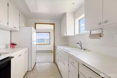 301 Snakelum Point Road, Coupeville, WA 98239 - Photo 32
