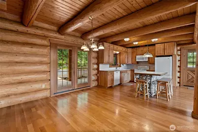 42323 22nd Avenue E, Eatonville, WA 98328 - Photo 8