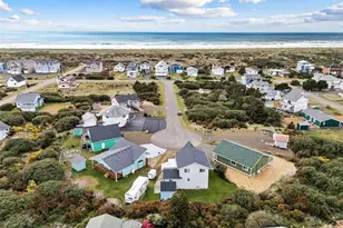982 Sand Dollar Ct SW, Ocean Shores, WA 98569 - Photo 24