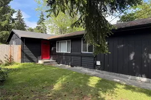 6011 185th St SW, Lynnwood, WA 98037 - Photo 2