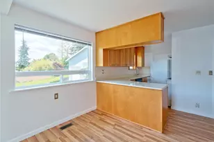 423 Lind Ave SW, Renton, WA 98057 - Photo 12