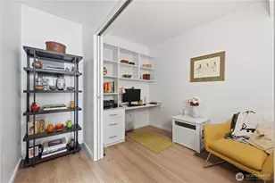 76 Cedar St, Seattle, WA 98121 - Photo 16