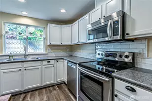 2706 9th St SE, Puyallup, WA 98374 - Photo 14