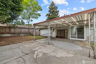 2157 N 122nd St, Seattle, WA 98133 - Photo 28