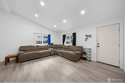 23208 48th Avenue Ct E, Spanaway, WA 98387 - Photo 6