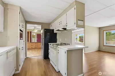 134 Valentine Court, Pacific, WA 98047 - Photo 12