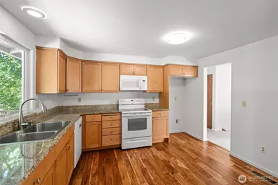 1632 Pierce Avenue SE, Renton, WA 98058 - Photo 16