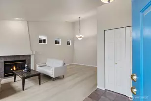 2727 151st Pl SW, Lynnwood, WA 98087 - Photo 2