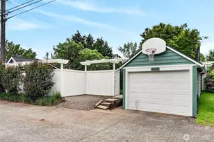4036 44th Ave SW, Seattle, WA 98116 - Photo 40