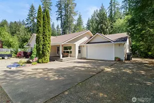 101 N Fairway Dr E, Hoodsport, WA 98548 - Photo 2