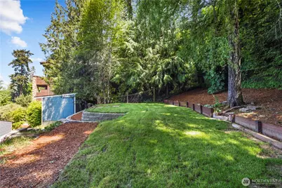 15930 Maplewild Avenue SW, Burien, WA 98166 - Photo 10