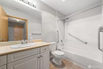 15150 140th Way SE #H103, Renton, WA 98058 - Photo 18