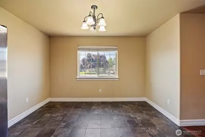 547 S Bayside Street, Moses Lake, WA 98837 - Photo 6