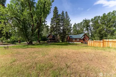 623 Main St, Winthrop, WA 98862 - Photo 1