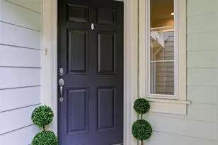 8738 233rd Pl NE, Redmond, WA 98053 - Photo 2