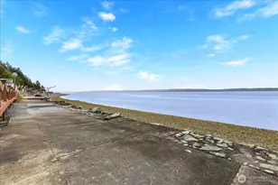 1085 Rockaway Ln, Camano Island, WA 98282 - Photo 14