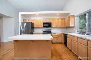18718 14th Ave Ct E, Spanaway, WA 98387 - Photo 10