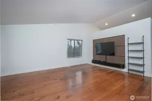 18718 14th Ave Ct E, Spanaway, WA 98387 - Photo 2