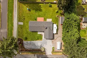 10518 132nd St E, Puyallup, WA 98374 - Photo 2