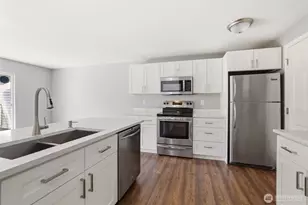 11406 22nd St SE, Lake Stevens, WA 98258 - Photo 12