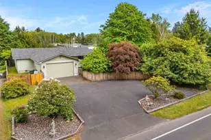 422 S Forrest St, Westport, WA 98595 - Photo 1
