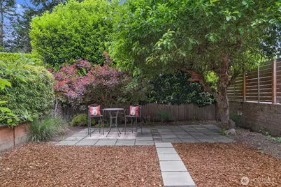 2642 NW 87th Street, Seattle, WA 98117 - Photo 14