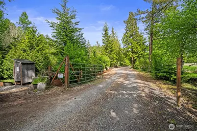 3902 Bay Road, Ferndale, WA 98248 - Photo 4
