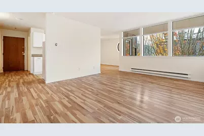 802 N 43rd Street, Seattle, WA 98103 - Photo 14