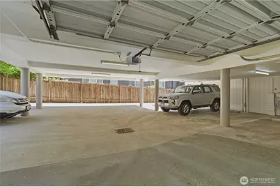 802 N 43rd Street, Seattle, WA 98103 - Photo 6