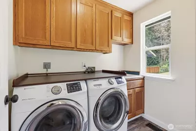 1719 Hemlock Drive, Camano Island, WA 98282 - Photo 16