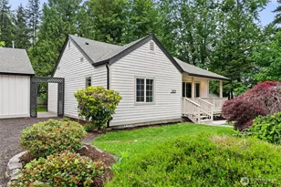 2001 Karen Frazier Rd SE, Olympia, WA 98501 - Photo 4