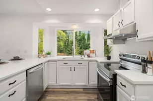 7547 NE 200th St, Kenmore, WA 98028 - Photo 14