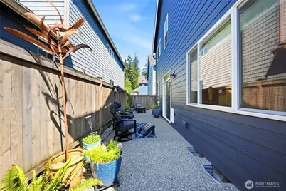 219 197th Street SE, Bothell, WA 98012 - Photo 32