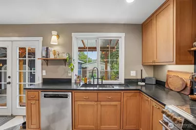 709 W 24th Street, Vancouver, WA 98660 - Photo 10