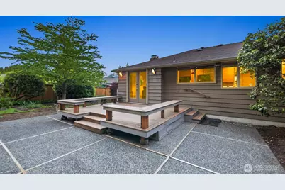 8433 221st Place SW, Edmonds, WA 98026 - Photo 36