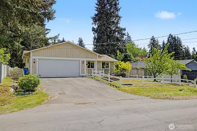 19922 Dayton Avenue N, Shoreline, WA 98133 - Photo 1