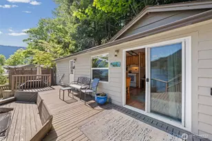 90 Lakeshore Pl, Hoodsport, WA 98548 - Photo 6