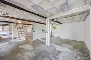 1015 14th St, Bellingham, WA 98225 - Photo 30