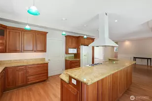 12805 108th St, Anderson Island, WA 98303 - Photo 10