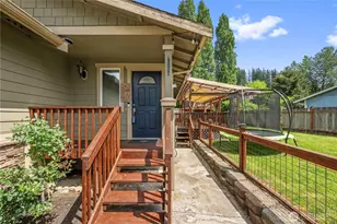 205 N Bogart Ave, Granite Falls, WA 98252 - Photo 4