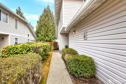 4714 NE 18th Place #A, Renton, WA 98059 - Photo 4